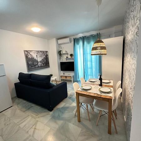 Apartamentos Don Diego La Carihuela Τορρεμολίνος Εξωτερικό φωτογραφία