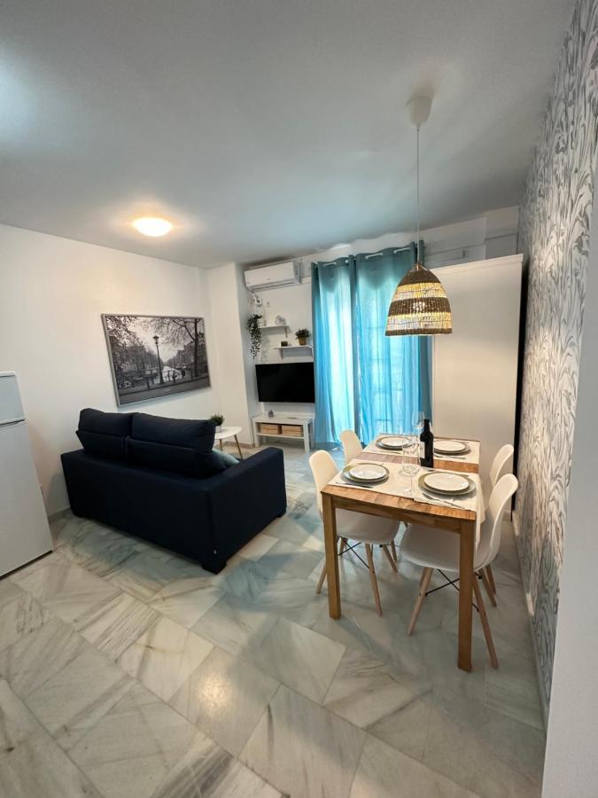 Apartamentos Don Diego La Carihuela Τορρεμολίνος Εξωτερικό φωτογραφία